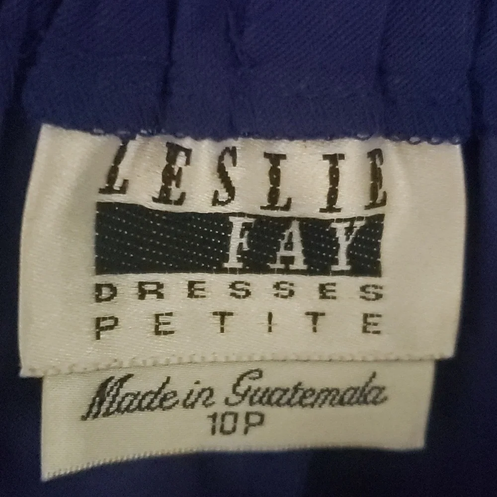 Vintage Leslie Fay Faux Suede Pencil Skirt - Picture 5 of 7